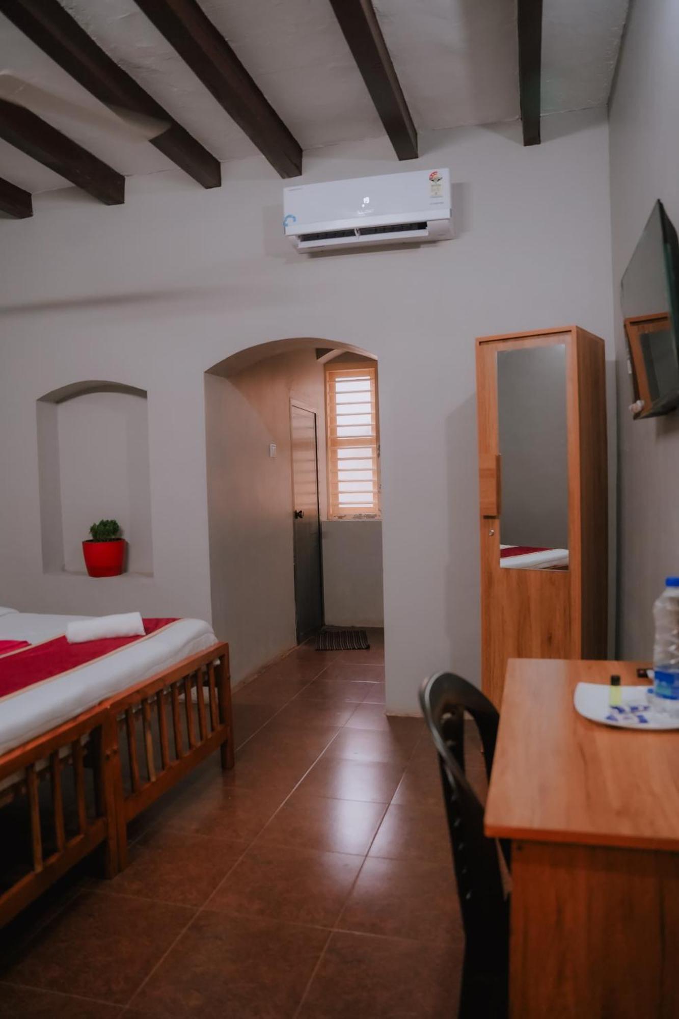 Era Heritage Inn Кожикод Екстериор снимка