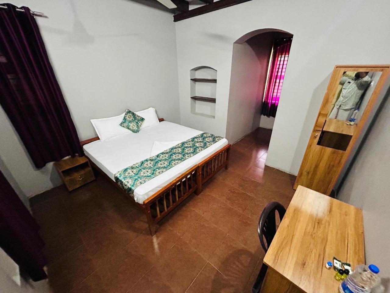Era Heritage Inn Кожикод Екстериор снимка